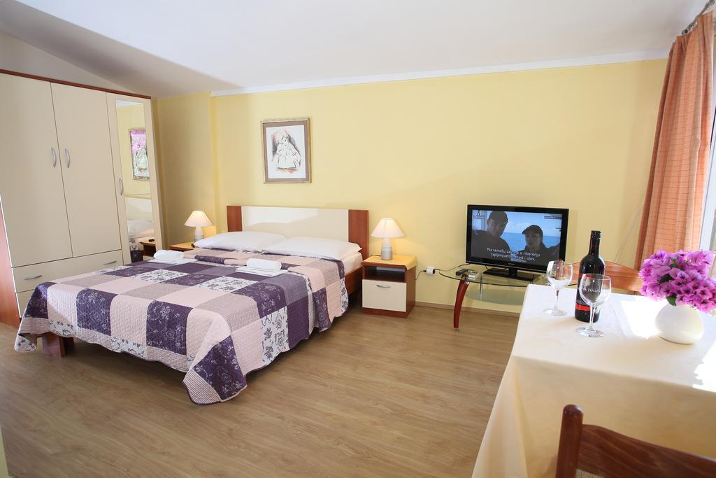 Apartments Kovacic Makarska Eksteriør billede
