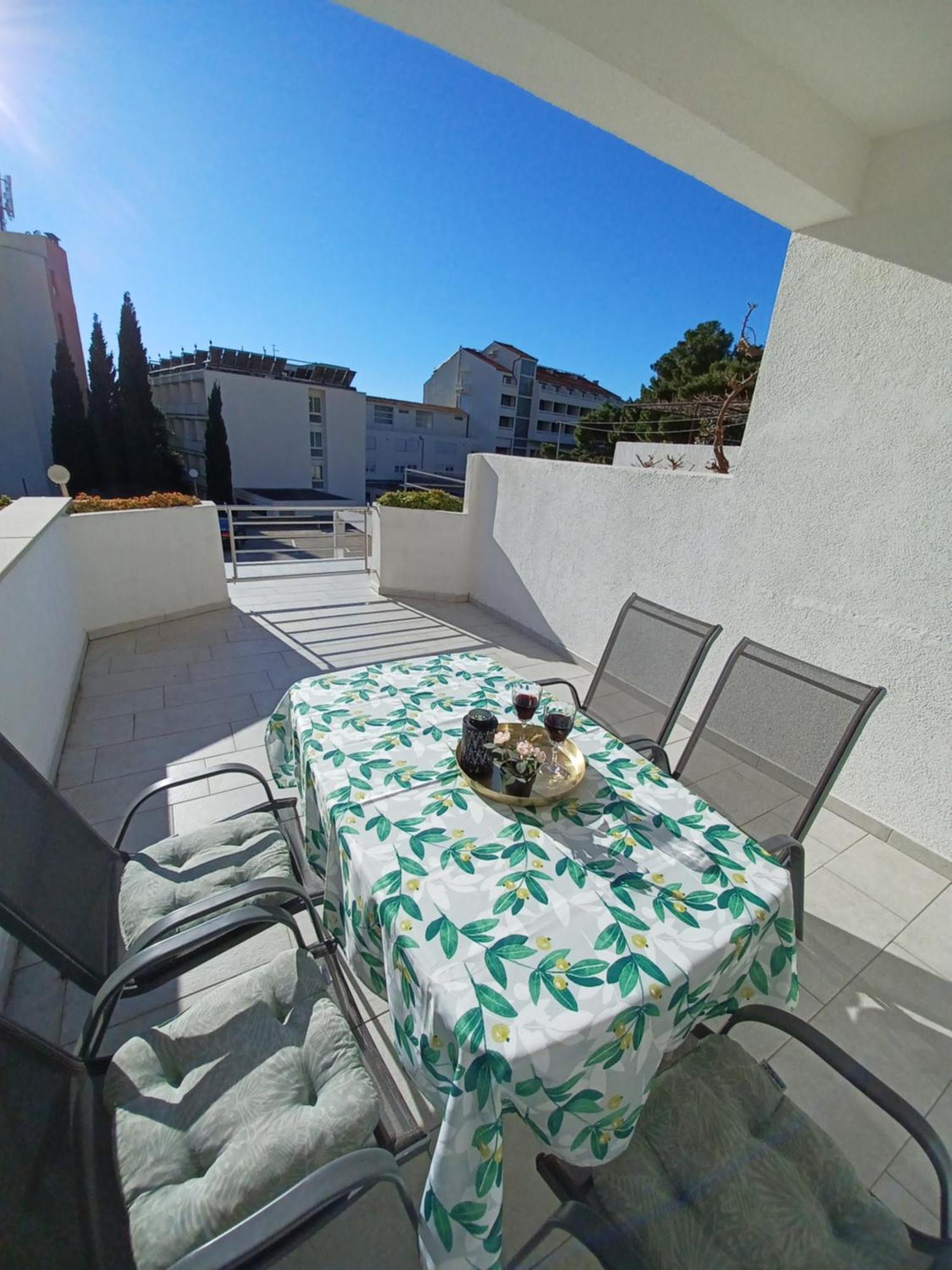 Apartments Kovacic Makarska Eksteriør billede