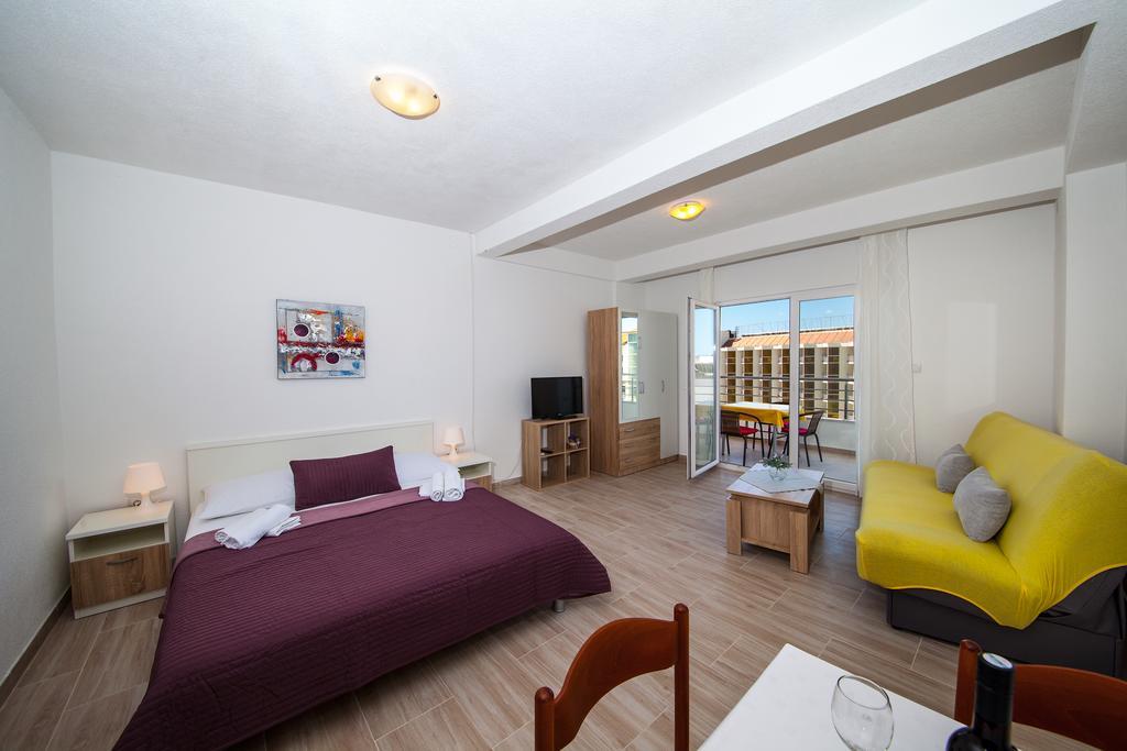 Apartments Kovacic Makarska Eksteriør billede
