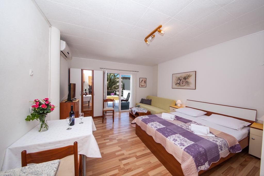 Apartments Kovacic Makarska Eksteriør billede