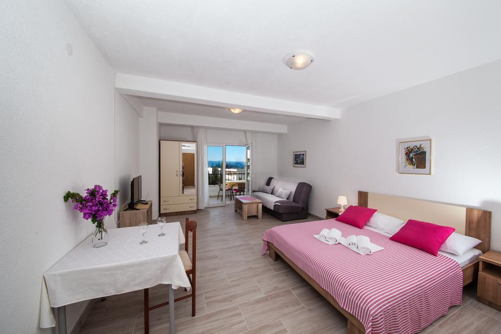 Apartments Kovacic Makarska Eksteriør billede